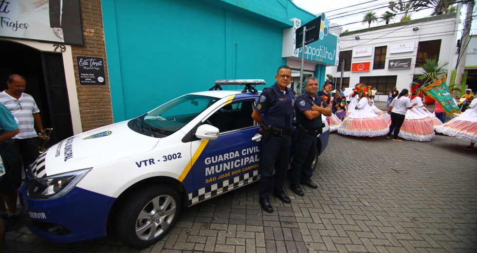 cv__7266_claudio_vieira.jpg