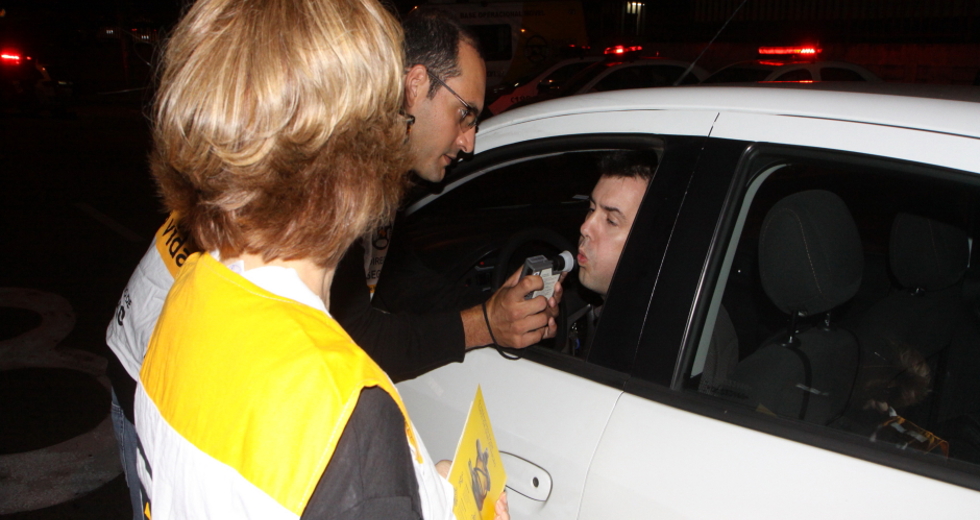 blitz_direc-a-o_segura_29beto_faria_.jpg