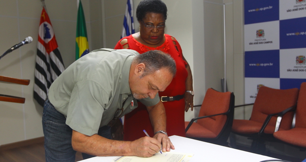 cv__8084_claudio_vieira.jpg