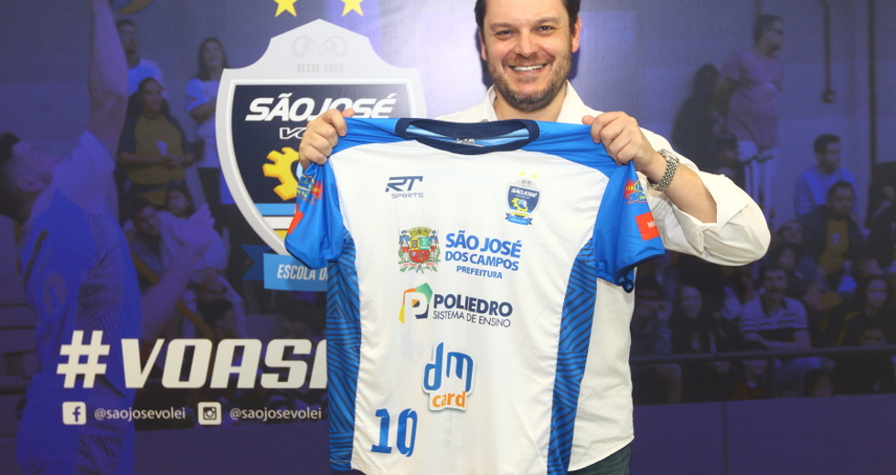 cv__2116_claudio_vieira.jpg