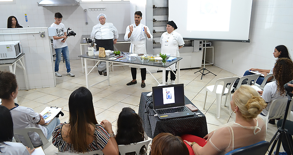 palestra-fundhas-chef-kadu-giacomini-30-09-2019-lucas-cabral-19.jpg