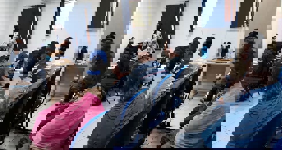pro1.jpg