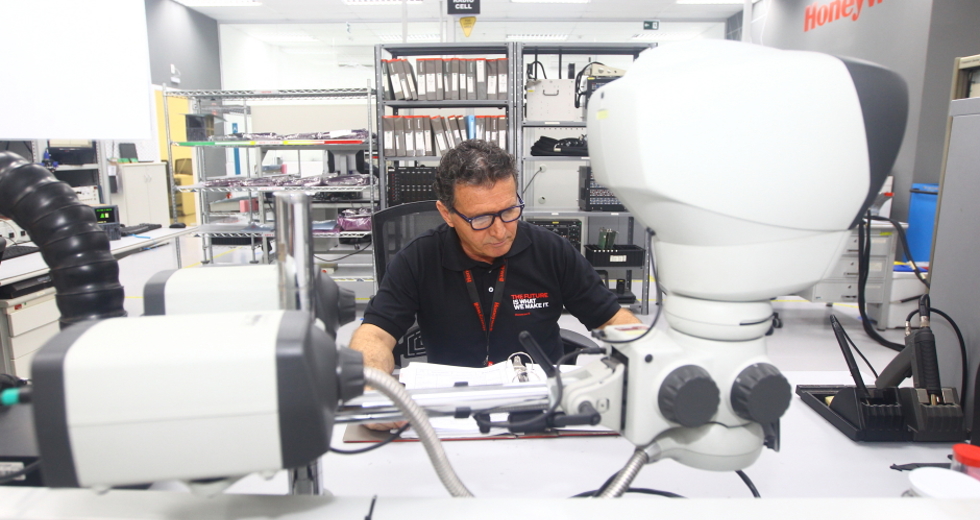 cv__1323_claudio_vieira.jpg