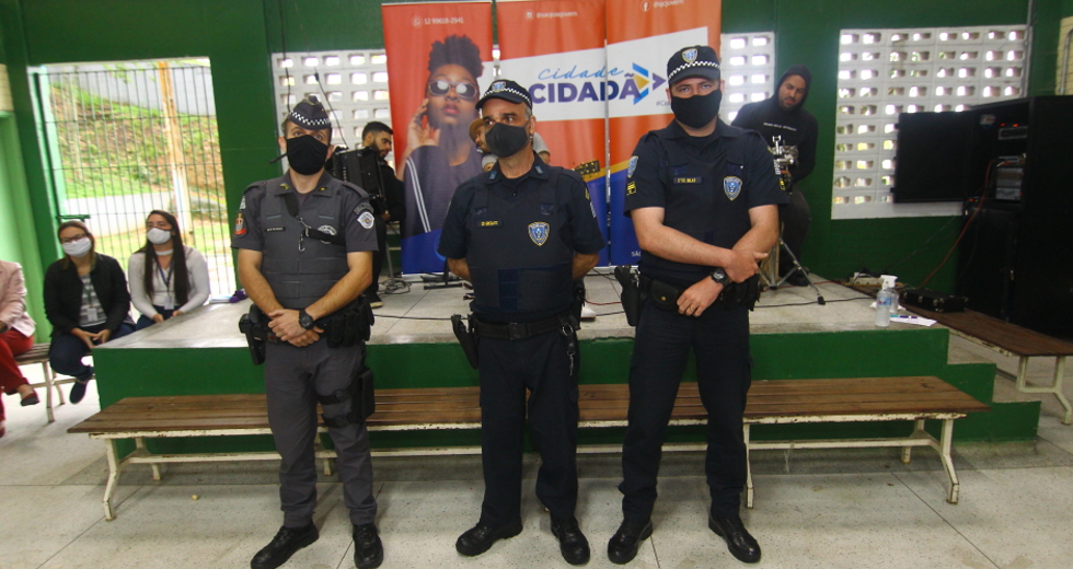 cv__8688_claudio_vieira.jpg
