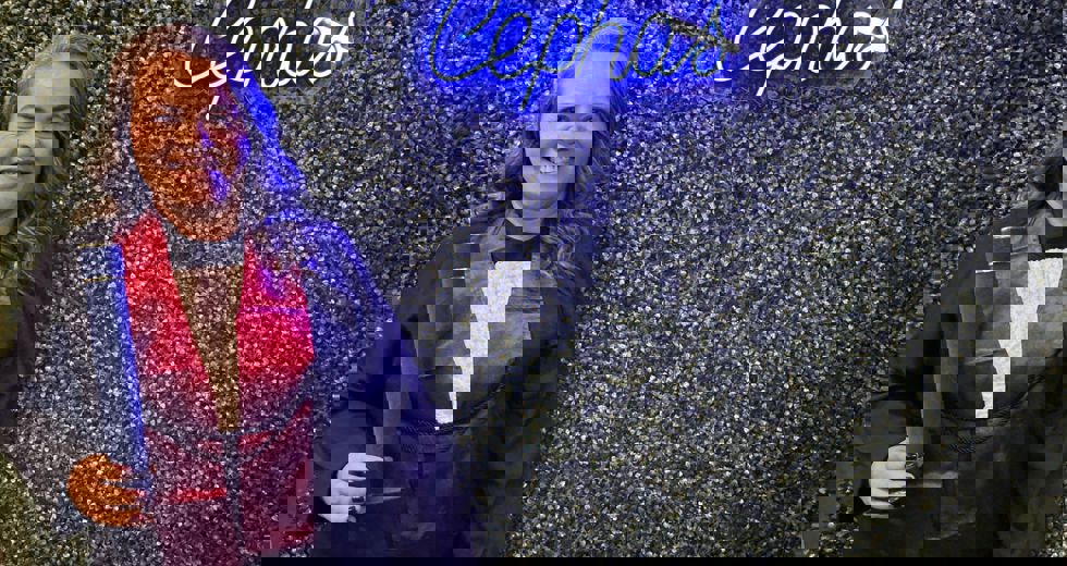 A solenidade reuniu familiares, professores e convidados no Teatro Municipal