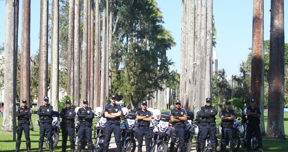 cv__2388_claudio_vieira.jpg