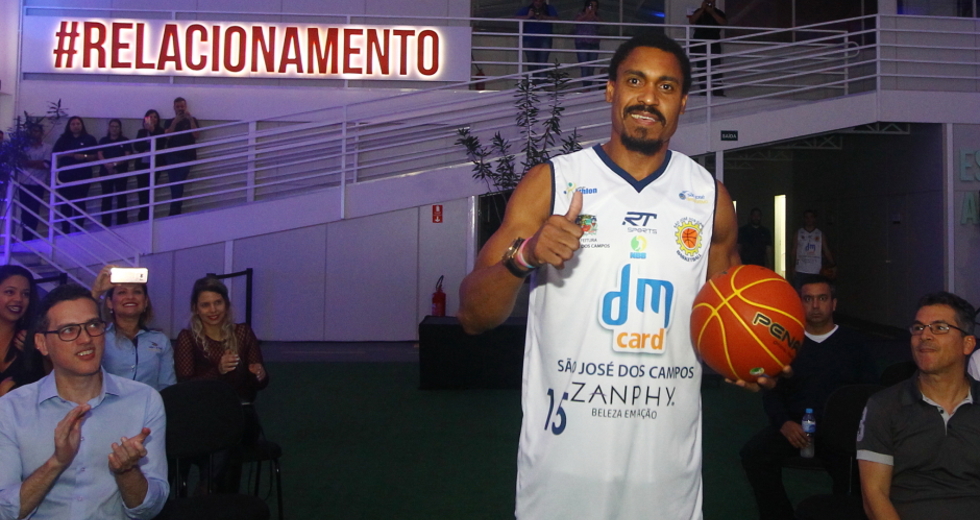 cv__9051-claudio_vieira.jpg