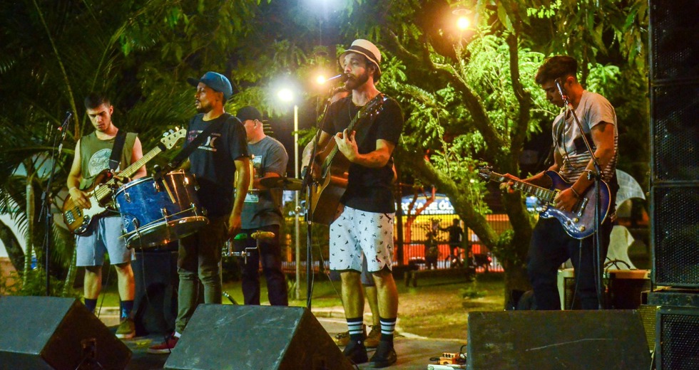 juv-forro-luahu.jpg