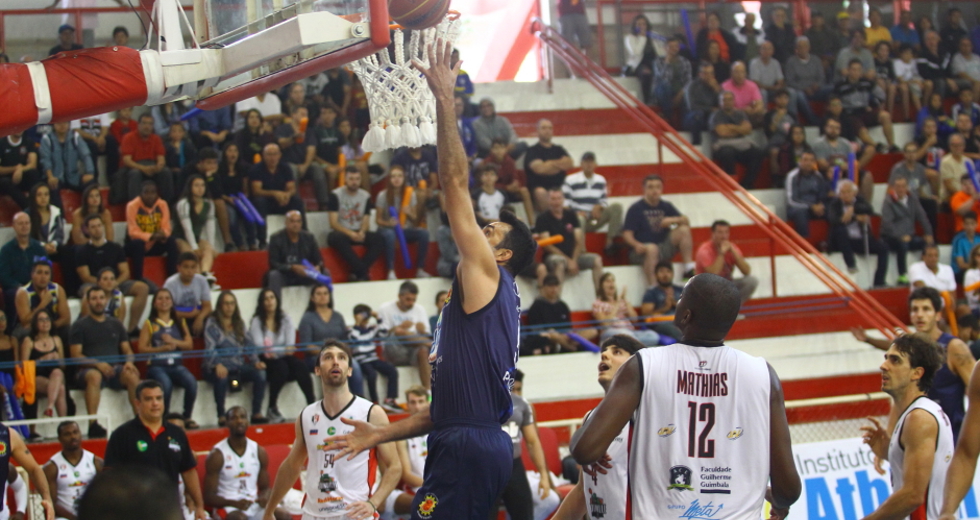 cv__1316-claudio_vieira.jpg