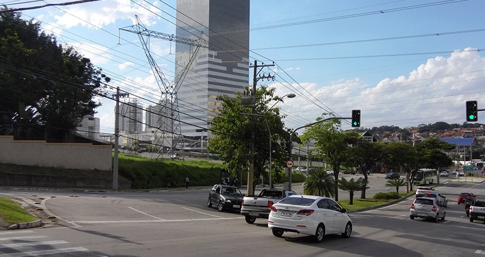 retornos-e-saidas-em-frente-ao-extra-30-05-2019-lucas-cabral-02.jpg