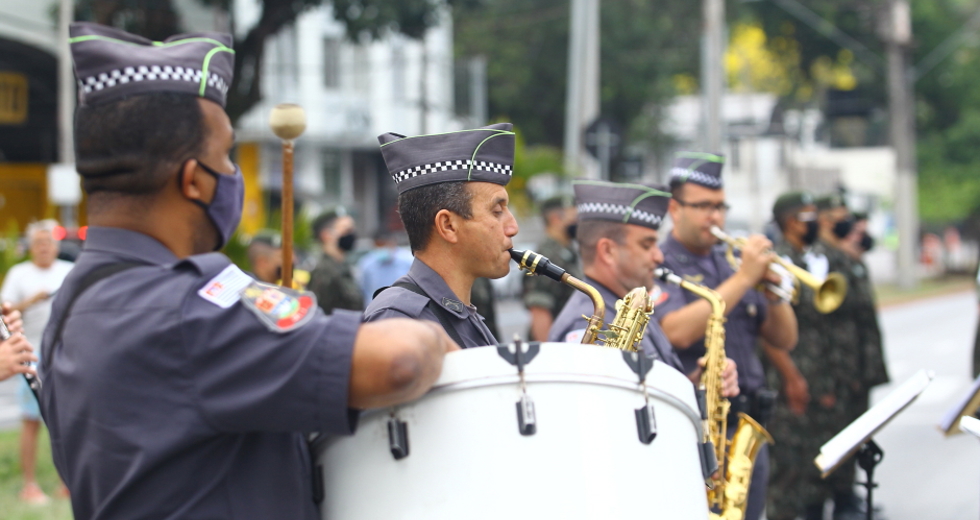 cv__2027_claudio_vieira.jpg