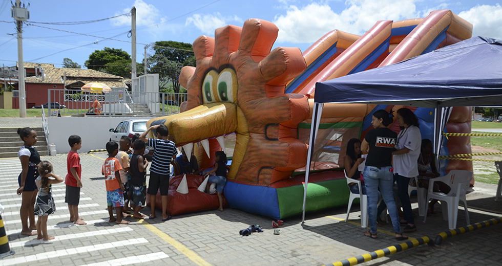 acao-social-do-cras-no-mini-shopping-castelli-07-12-2019-lucas-cabral-03.jpg