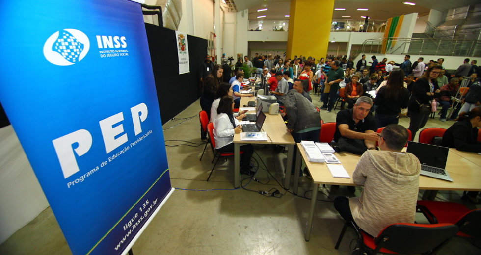 cv__7135-claudio_vieira.jpg