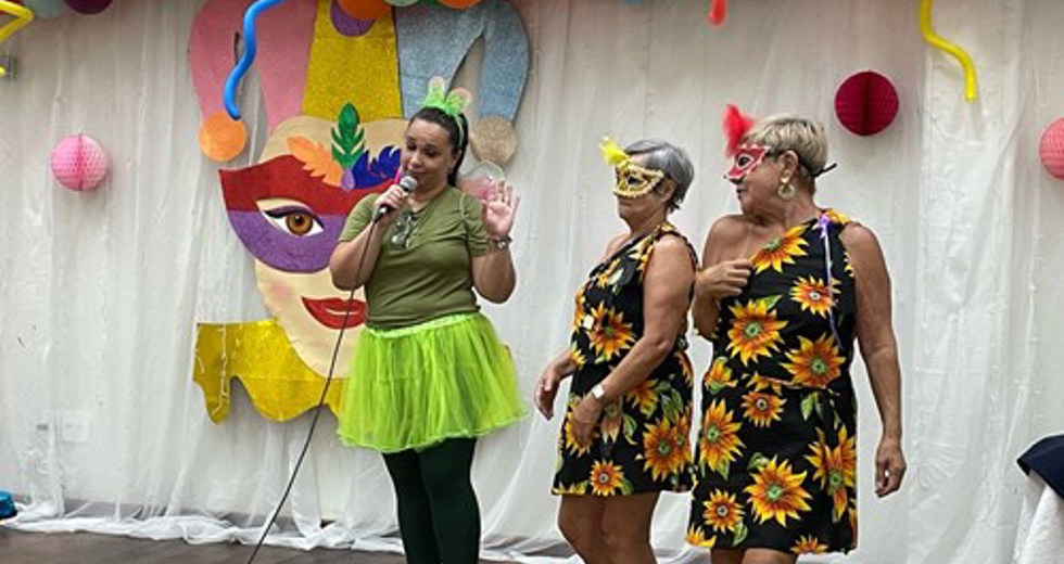 Concurso de fantasias de Carnaval na Casa do Idoso Centro