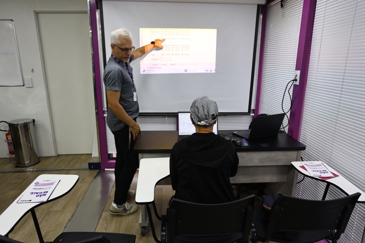 Carreta da Mamografia e Empreendedorismo - SP POR TODAS. Foto: Claudio Vieira/PMSJC 29-10-2025 